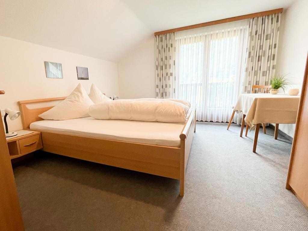 Haus Netzer Elisabeth Apartment ซังคท์กัลเลนเคียร์ช ภายนอก รูปภาพ