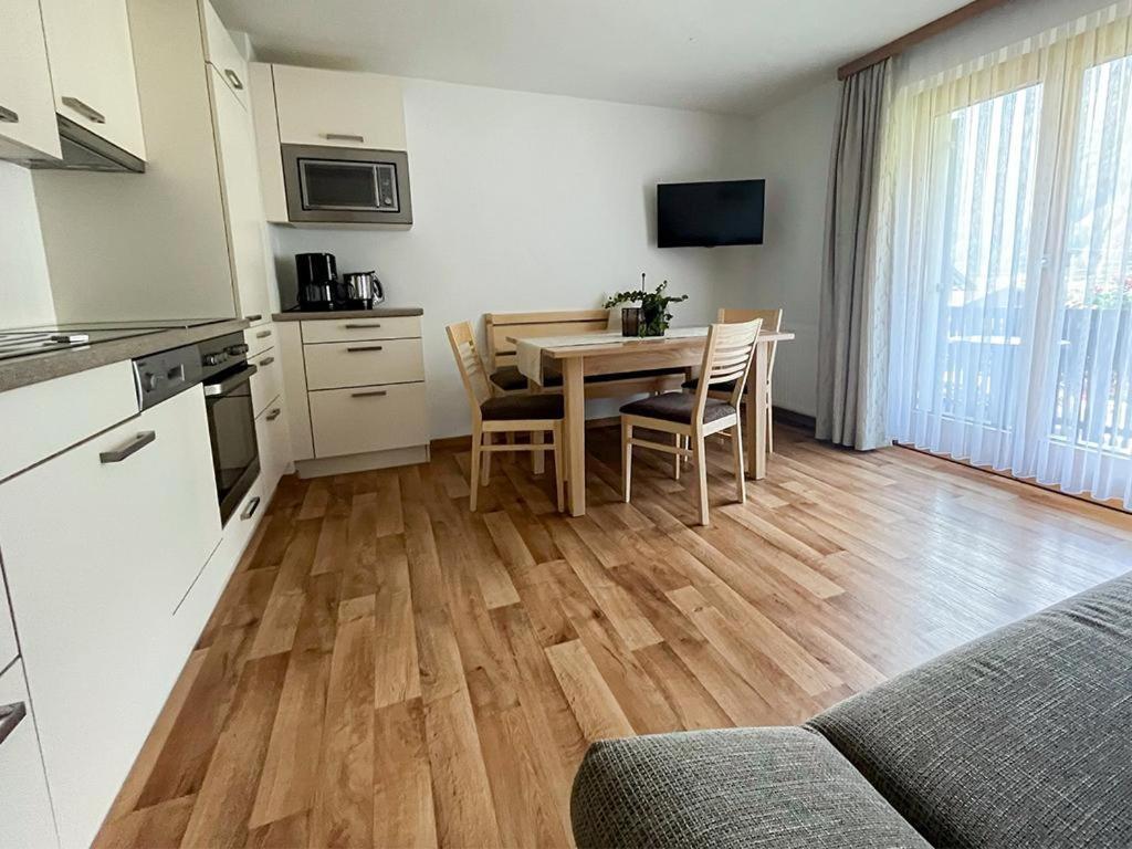 Haus Netzer Elisabeth Apartment ซังคท์กัลเลนเคียร์ช ภายนอก รูปภาพ